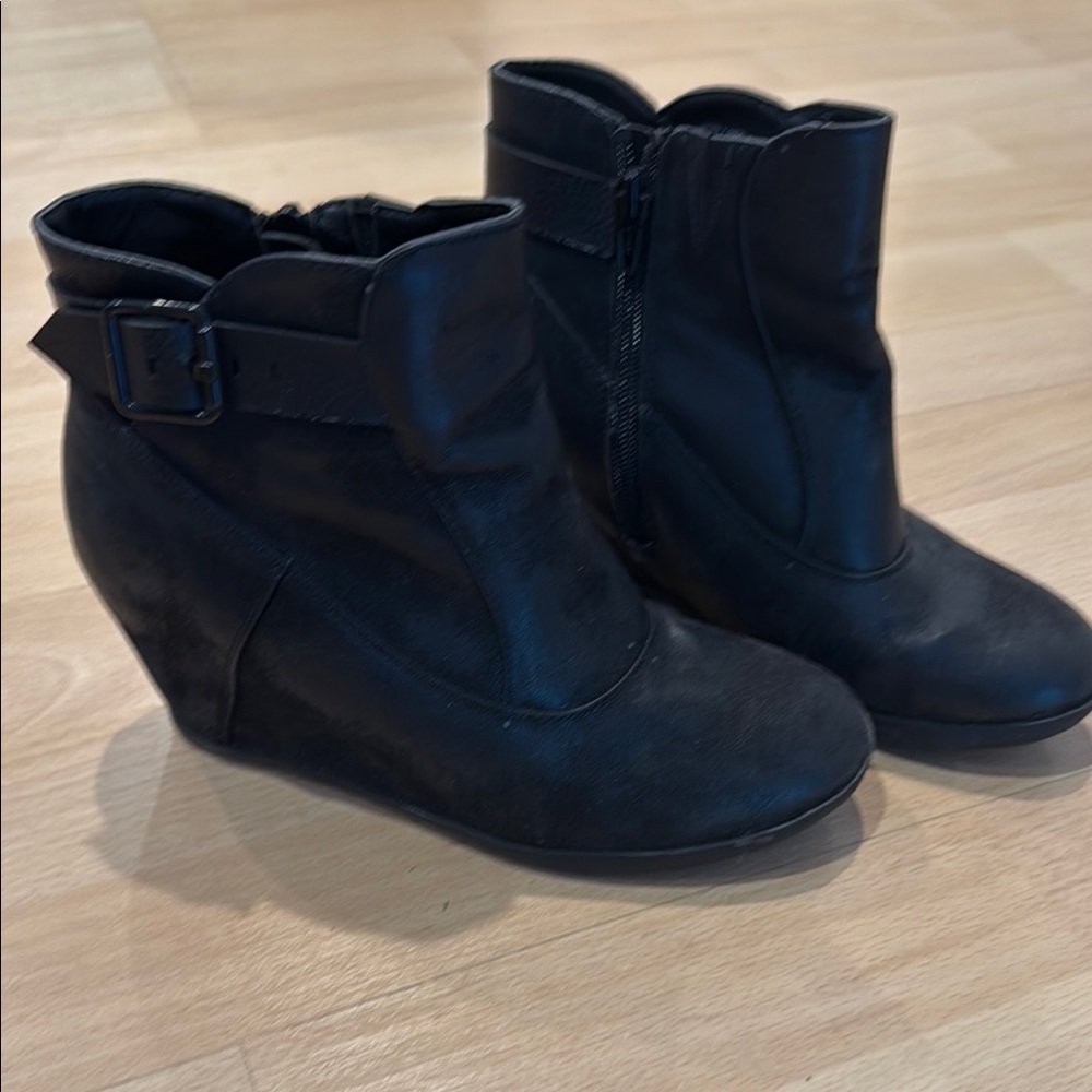 Sonoma Black Wedge Ankle Booties